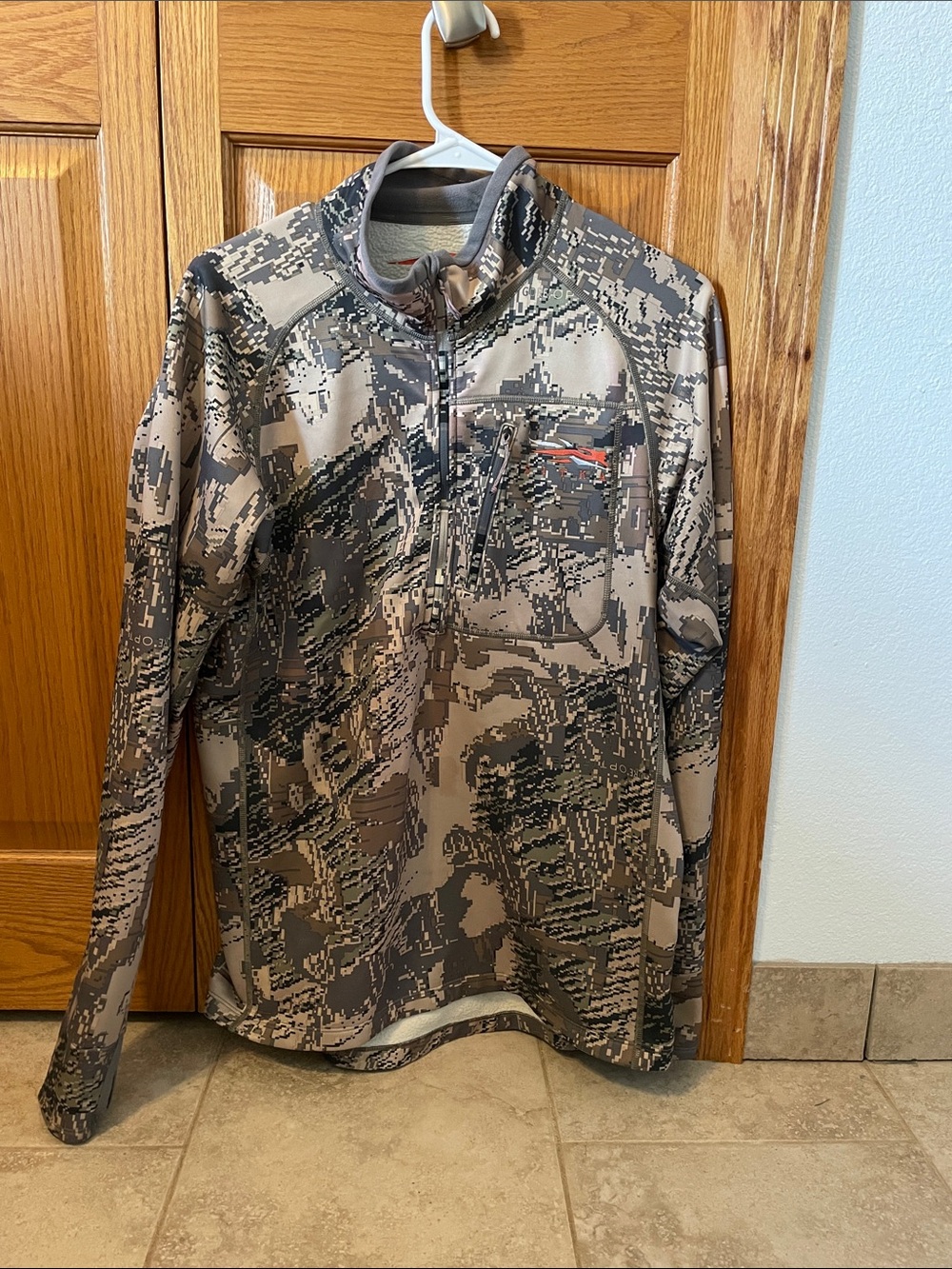 Sitka pullover